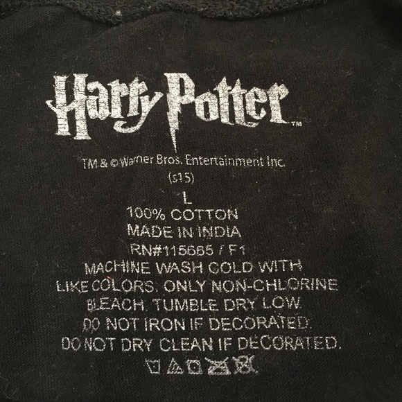 *SOLD* Harry Potter Long Sleeve Graphic Tee Large - Picture 3 of 6